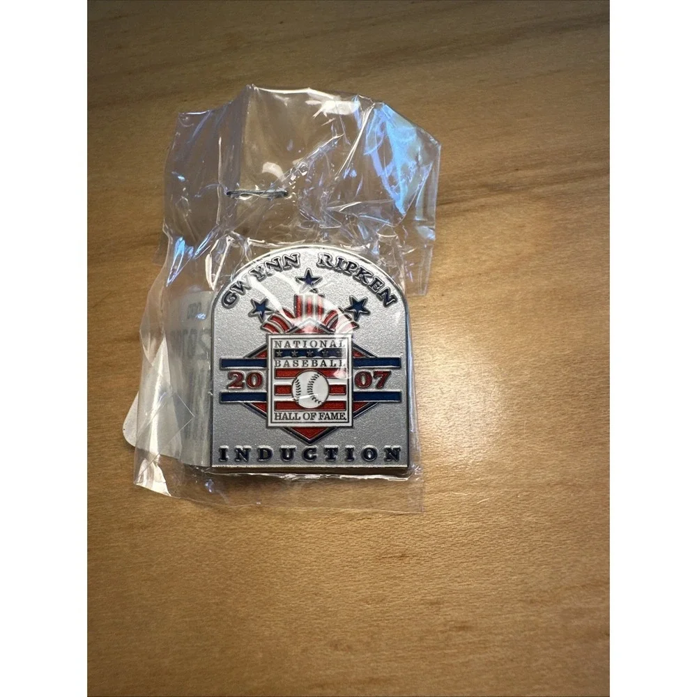 2007 Baseball Hall of Fame Induction Limited Edition Pin Gwynn & Ripken Jr NEW